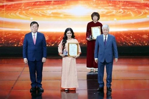 Nhìn lại một thế kỷ báo chí nữ đồng hành cùng lịch sử dân tộc