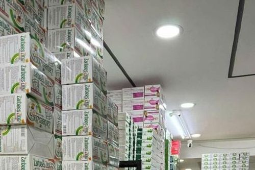 Chủ lô thuốc, thực phẩm chức năng bị đổ bỏ bên đường khai gì với Công an Tp.HCM?