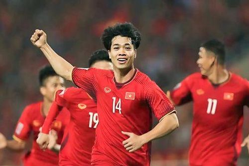 Tuyển Việt Nam cần 10 Xuân Son, hay nhiều Công Phượng, Quang Hải?
