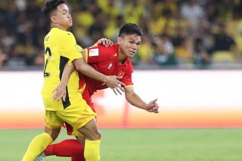 ĐT Việt Nam thua đậm 0-4 trước Malaysia: Chúng ta sẽ bước tiếp như thế nào?