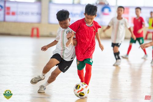 Loạt penalty nghẹt thở đưa Thạch Thành vào bán kết, chia tay ĐKVĐ U8 TP Thanh Hóa