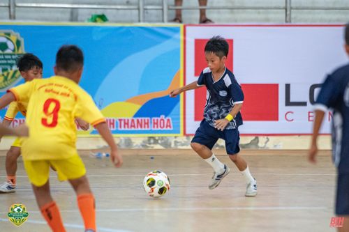 U10 Nghi Sơn giành vé cuối cùng vào bán kết