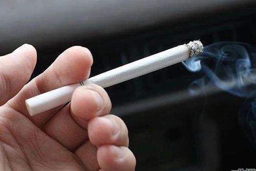 Khuyến nghị áp thuế tuyệt đối 15.000 đồng/bao thuốc lá từ năm 2030