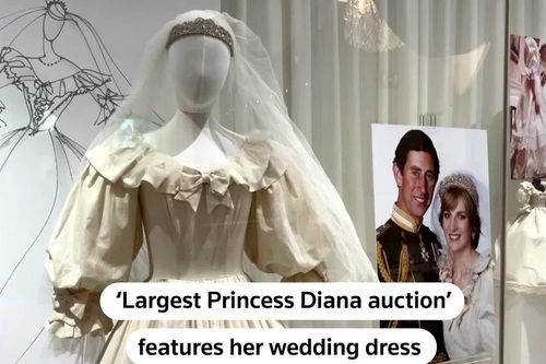 Những món đồ thuộc về Công nương Diana quá cố sẽ được bán đấu giá trong tháng 6