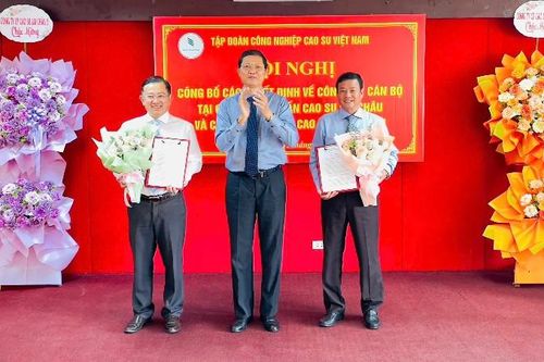 Hội nghị công bố quyết định về công tác cán bộ