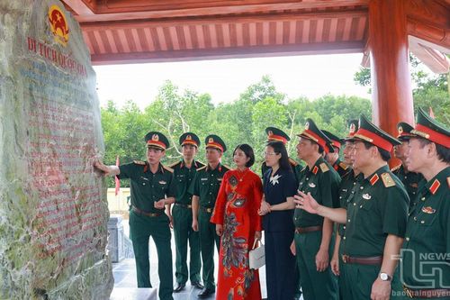 Học viện Hậu cần kỷ niệm 74 năm Ngày truyền thống