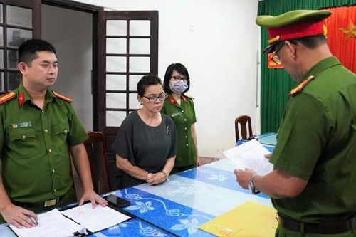 Khởi tố chủ cơ sở sản xuất cà phê trộn đậu nành, bắp