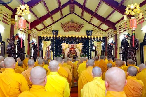480 chư Tăng Ni Q.Bình Thạnh tác pháp thọ an cư