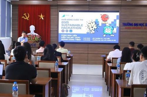Sustainable Hackathon 2025: Gắn đào tạo thực tiễn với tư duy thiết kế kỹ thuật, kinh tế