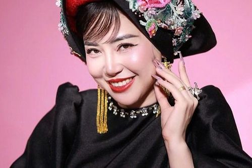 CEO 'vợ quốc dân' Phạm Hồng Nhung bất ngờ xuất hiện trong BST 'Thoải Mộng' của NTK Cao Minh Tiến