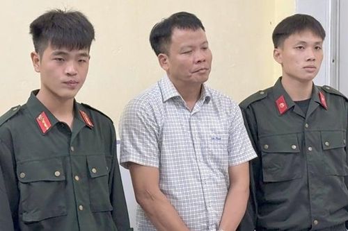 Truy tố cựu Tổng Biên tập Tạp chí Môi trường - Đô thị Việt Nam và 43 đồng phạm