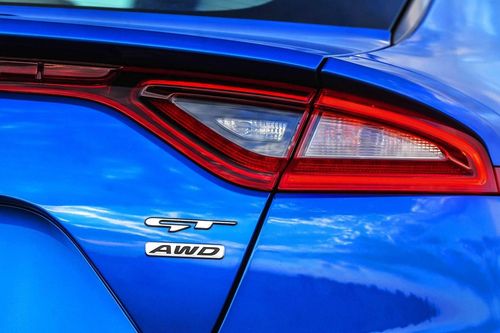 Kia khai tử các dòng xe thể thao GT chạy xăng