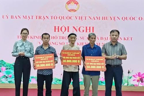 Mặt trận Tổ quốc huyện Quốc Oai hỗ trợ 1,61 tỷ đồng cho hộ có hoàn cảnh khó khăn