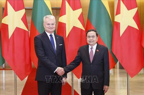 Chủ tịch Quốc hội Trần Thanh Mẫn hội kiến Tổng thống Lithuania Gitanas Nauseda