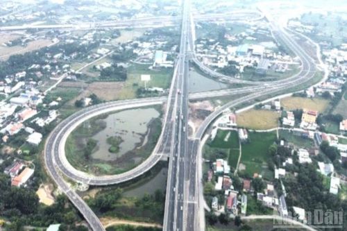 Long An ưu tiên nguồn lực hiện thực hóa khát vọng phát phát bền vững