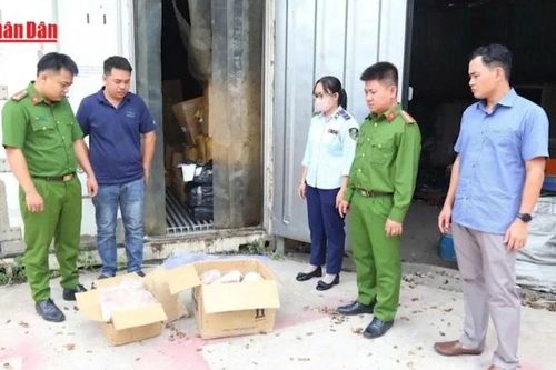 Phát hiện kho chứa 11 tấn thực phẩm hết hạn, không nguồn gốc tại Bình Dương