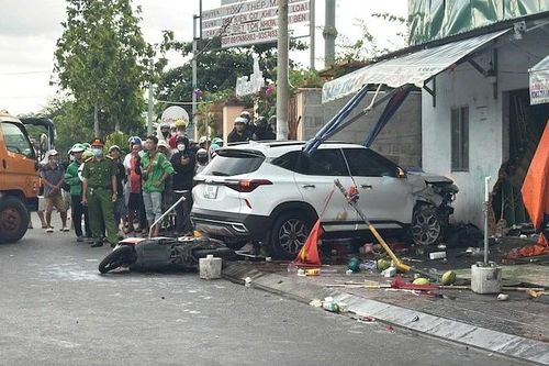 Bình Thuận: Ô-tô lao vào nhà dân, 3 người thương vong