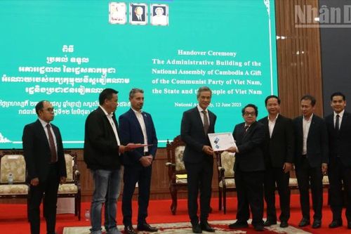 Quốc hội Campuchia tổ chức lễ bàn giao công trình tòa nhà hành chính mới do Việt Nam tài trợ