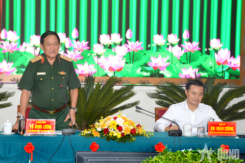 Bộ Quốc phòng phối hợp thực hiện nhiệm vụ quân sự, quốc phòng gắn với phát triển kinh tế - xã hội tại TP Hồ Chí Minh