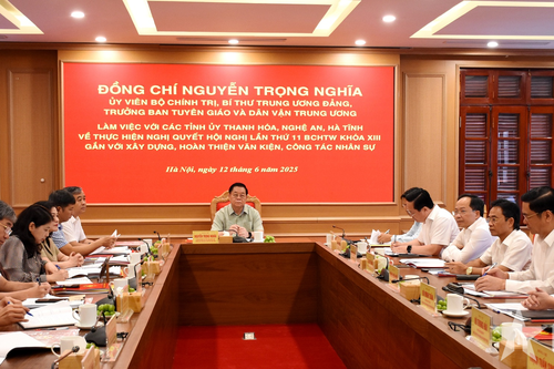 Đồng chí Nguyễn Trọng Nghĩa làm việc với các Tỉnh ủy Thanh Hóa, Nghệ An, Hà Tĩnh