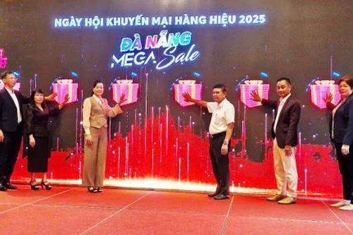 Khai mạc 'Ngày hội khuyến mại hàng hiệu – Mega Sale Đà Nẵng 2025'
