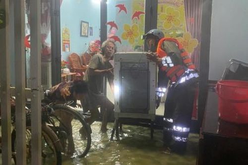 Lãnh đạo Công an TP Đà Nẵng yêu cầu toàn lực lượng chủ động ứng phó bão số 1 và mưa lớn