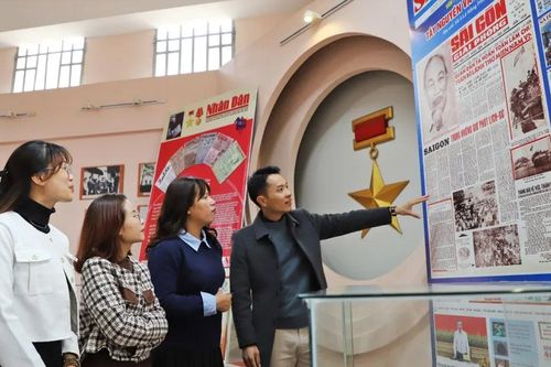Nhiều đơn vị quy tụ tại hội báo 100 năm Báo chí Cách mạng Việt Nam tại Lâm Đồng