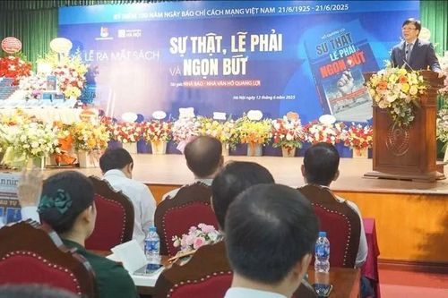'Sự thật, lẽ phải và ngọn bút', bản lĩnh, khát vọng của người 45 năm làm báo