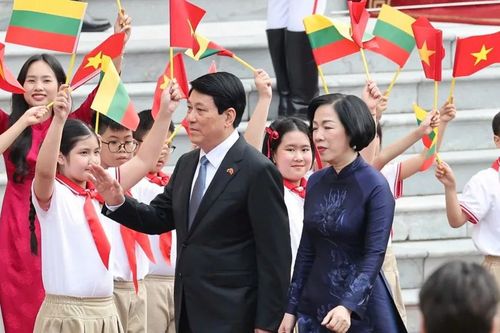 Chủ tịch nước Lương Cường chủ trì lễ đón Tổng thống Litva thăm chính thức Việt Nam