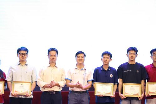 Tạo sân chơi trí tuệ cho trong sinh viên