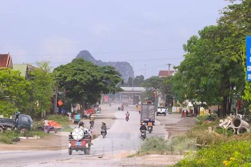 Nham nhở quốc lộ nghìn tỷ 'rùa bò' nhiều năm