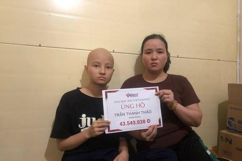 Bạn đọc giúp đỡ em Trần Thanh Thảo bị u nguyên bào thần kinh hơn 43 triệu đồng