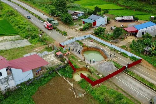 Dừng tìm kiếm nạn nhân nghi mất tích ở 'hố tử thần'