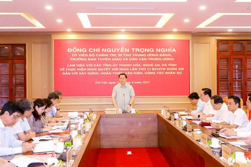 Trưởng Ban Tuyên giáo và Dân vận Trung ương làm việc với Tỉnh ủy 3 tỉnh: Thanh Hóa, Nghệ An, Hà Tĩnh