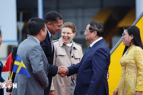 Thủ tướng Phạm Minh Chính tới Stockholm, bắt đầu thăm chính thức Thụy Điển