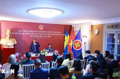 Thủ tướng Phạm Minh Chính gặp cộng đồng người Việt Nam tại Thụy Điển