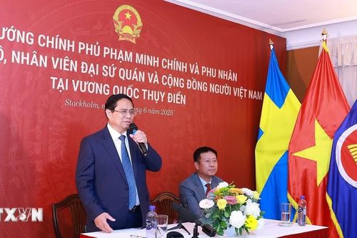 'Bà con làm việc, đóng góp tại Thụy Điển cũng như làm việc, đóng góp tại Việt Nam'