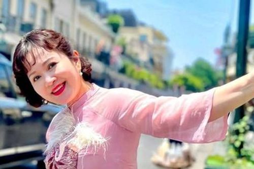NSND Minh Hòa: Nghỉ hưu vẫn trẻ trung hết nấc, hạnh phúc nức tiếng