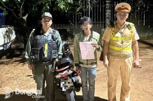 Đồng Nai liên tiếp phát hiện người điều khiển xe máy trên quốc lộ 20 dương tính với chất ma túy