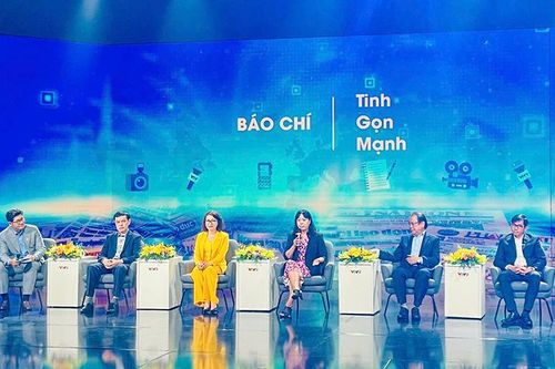 Tọa đàm 'Báo chí: Tinh - Gọn - Mạnh'