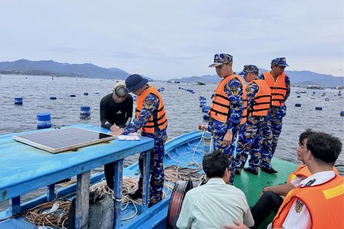 Phối hợp tuần tra, kiểm soát khu vực biển vịnh Cam Ranh