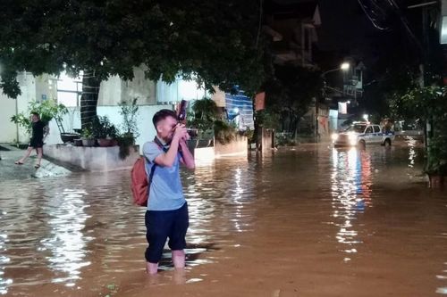 Chuyện phóng viên thường trú