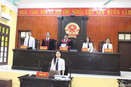 Giết vợ vì không chịu tắt đài niệm phật: Chồng lĩnh án 12 năm tù