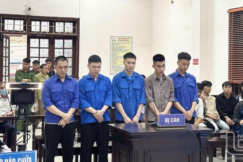 5 đối tượng cướp tài sản và bắt giữ người trái phép lĩnh tổng cộng hơn 63 năm tù