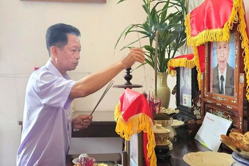 Thăm hỏi, tri ân nguyên cán bộ lãnh đạo Báo Huế ngày nay