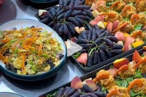 Đóng 60 nghìn/ngày tiền ăn 3 bữa cho con ở trường mẫu giáo, phụ huynh 'ngã ngửa' vì bữa trưa