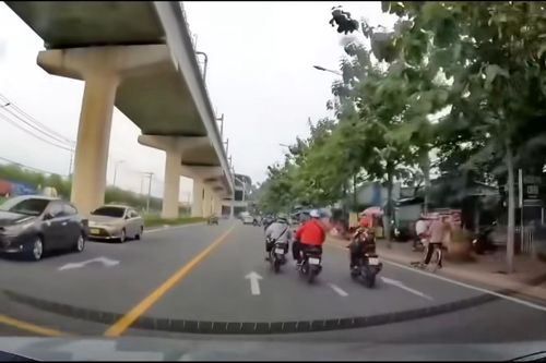 Làm rõ clip thanh niên bị đạp ngã xe ở TP.HCM