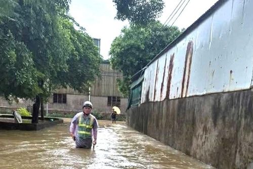 Hà Tĩnh: Mưa lớn gây ngập cục bộ