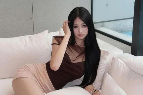 Dàn hoa khôi bóng chuyền châu Á gây sốt khi thi đấu tại Việt Nam