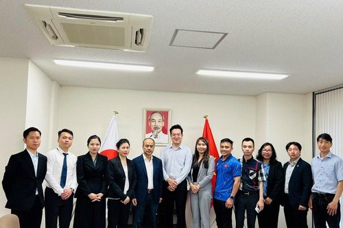 Chủ nhiệm Ủy ban Nhà nước về người Việt Nam ở nước ngoài Nguyễn Trung Kiên gặp gỡ cộng đồng người Việt Nam tại Nhật Bản